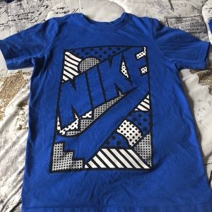 Boys Nike T-shirt